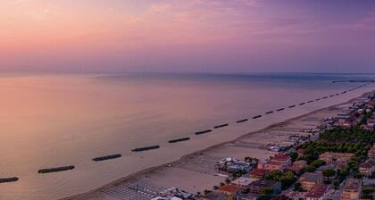 Charme a PALAZZO, huge and elegant suite, 7 km from the sea