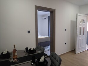 Dining - Apartment NIL for 3 persons with sea view (Baric Draga)