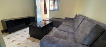 Convenient Getaway in Arusha: Near City Center, Art Gallery, Airport & Mall