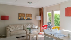 Living room - Summio Vakantiepark Emslandermeer (Vlagtwedde)