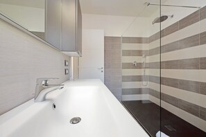 House | 2 bedrooms - 4bnb - Jacuzzi Trionfale Apartment (Rome)