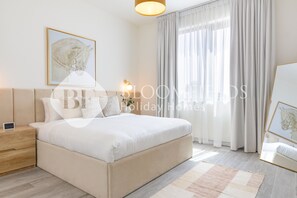 3 室のベッドルーム、アイロン / アイロン台、WiFi (無料)、ベッドシーツ