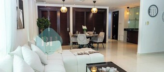 Bloomfields 2BR Townhouse Marina Square AlReem