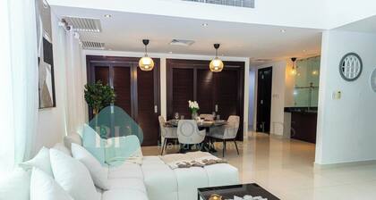 Bloomfields 2BR Townhouse Marina Square AlReem