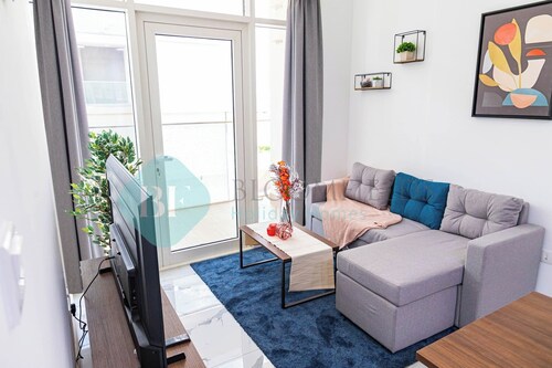 Bloomfields Iconic 1BR in Oasis Masdar City