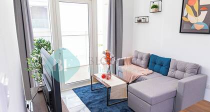 Bloomfields Iconic 1BR in Oasis Masdar City