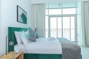 1 chambre, coffres-forts dans les chambres, fer et planche à repasser