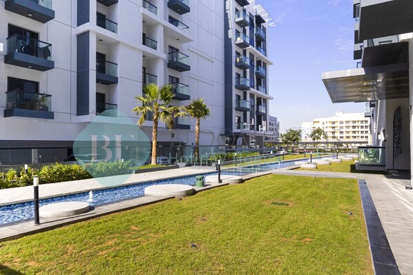 Pool - 121-Bloomfields Olivz Cozy STU (Dubai)