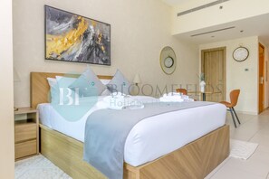 In-room safe, free WiFi, bed sheets