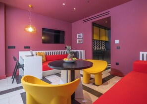 The Pal Suite | Living area - The Pal Living in a Concept (Heraklion)