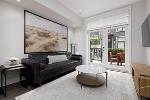 Smart TV, offices