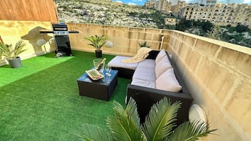 Premium Apartment, Valley View | Terrace/patio