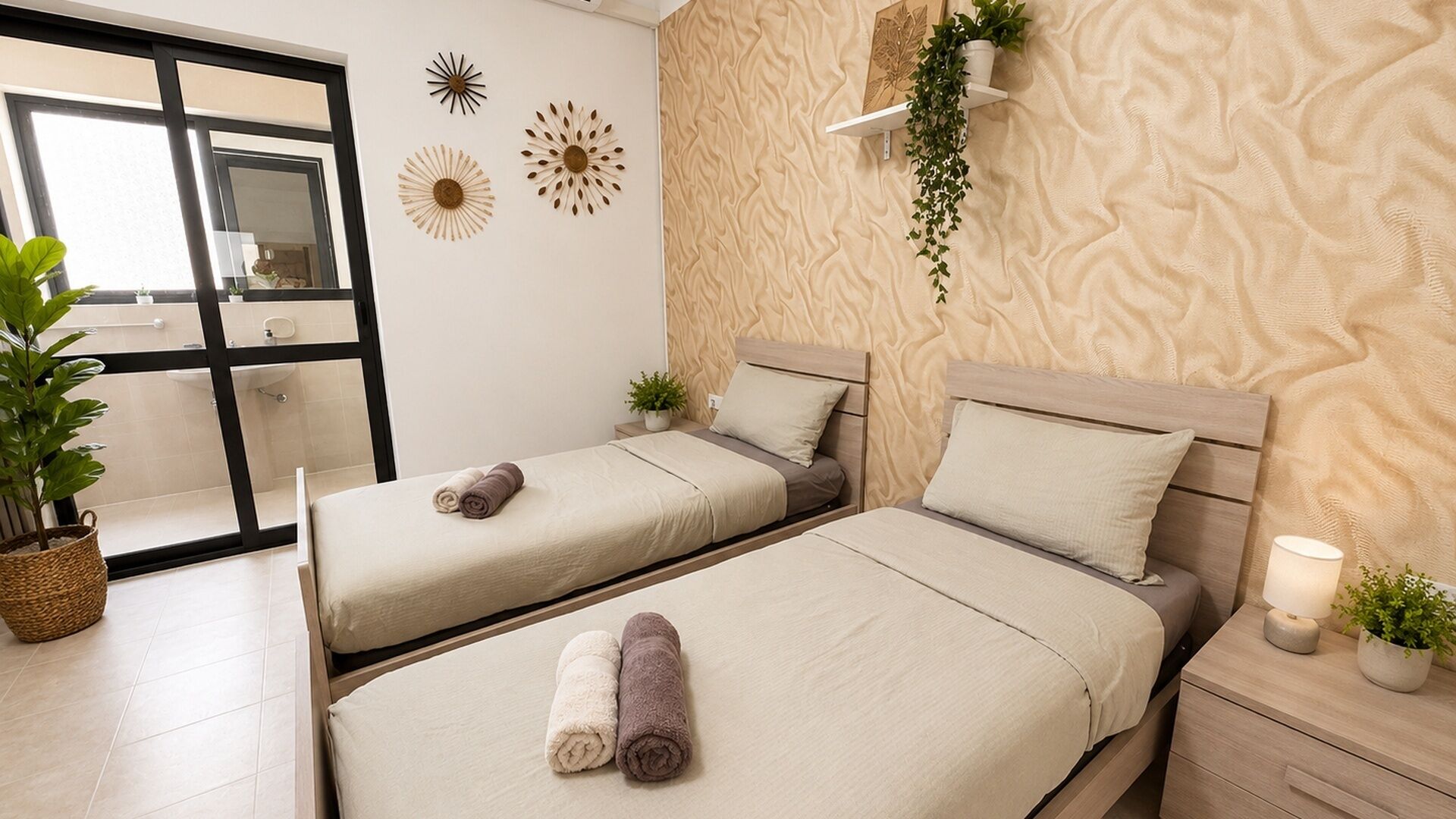 Basic Apartment, Balcony, Valley View | 2 bedrooms, iron/ironing board, free WiFi