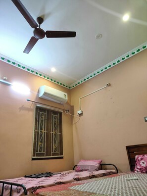 1 chambre, draps fournis