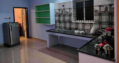 1BHK Spacious stay near Ramana Ashram in Tiruvannamalai