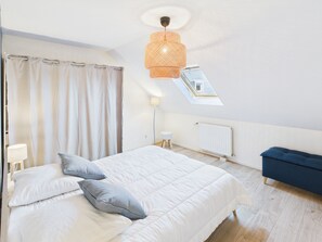4 habitaciones, tabla de planchar con plancha y wifi gratis
