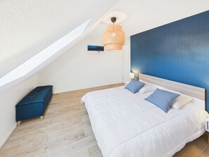 4 soverom, strykejern/-brett og wi-fi (inkludert)