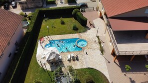 Pool - Holiday Home Nadalina (Vrgorac)