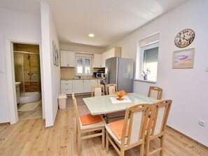 Dining - Holiday Home Amaya (Vrgorac)