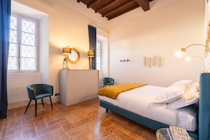 Bügeleisen/Bügelbrett, kostenloses WLAN, Bettwäsche