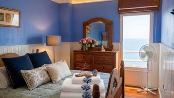 Apartment, 3 Bedrooms, Smoking, Balcony | 3 bedrooms