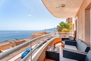 Apartment, 3 Bedrooms, Smoking, Balcony | Balcony