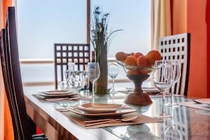 Apartment, 3 Bedrooms, Smoking, Balcony | Dining room