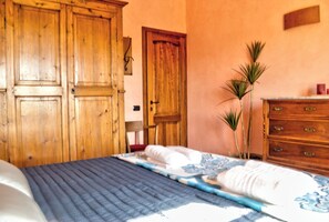2 Schlafzimmer, Bügeleisen/Bügelbrett, Reisekinderbett, WLAN