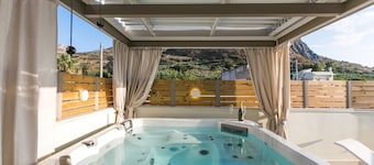 Ekaterini Luxury House