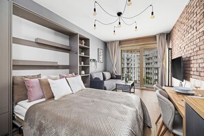 Premium bedding, individually decorated, individually furnished - City Break Żurawie Aparthotel  (Gdansk)