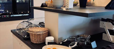 Tägliches inbegriffenes Frühstücksbuffet