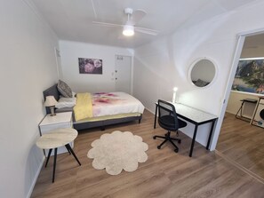 2 chambres, bureau, fer et planche à repasser, Wi-Fi