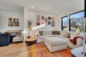 House | 4 bilik tidur, Internet 