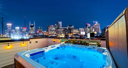 Disco Lounge Double Rooftop Hot Tub Nashville