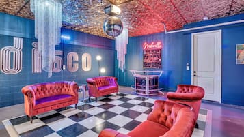 House | 4 bedrooms, Internet