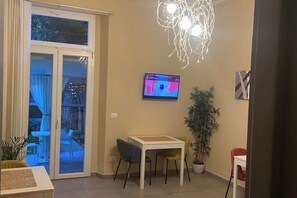 Interior - Baol, Paradise Inn (Livorno)
