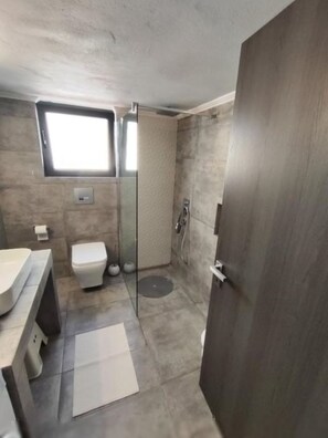 1 chambre, chambres insonorisées, Internet