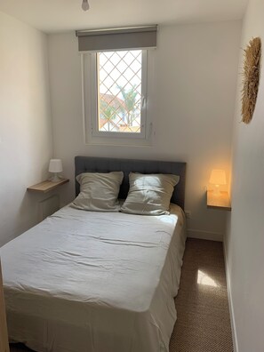 1 Schlafzimmer, Bügeleisen/Bügelbrett, Bettwäsche