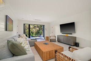 Smart TV, table football, books, stereo