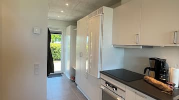 Comfort-Apartment, eigenes Bad, Meerblick | Eigene Küche | Kühlschrank, Ofen, Herdplatte, Geschirrspüler