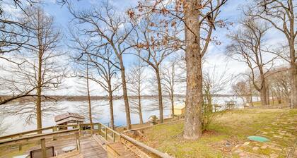 Winnsboro Lake Retreat: On-site Swimming & Fishing