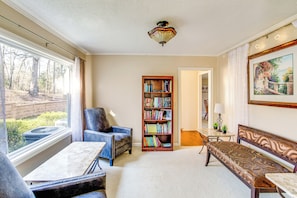 Interior - Near Lake Murray: Family Getaway w/ Screened Porch (Chapin)