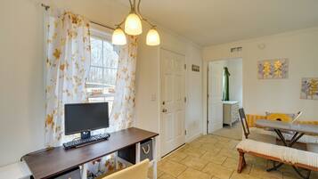 House (1 Bedroom) | Interior