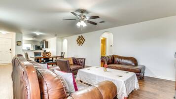 Casa (3 Bedrooms) | Interior