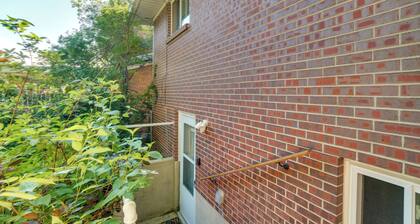 7 Mi to Coors Field: Denver Apt w/ Patio!