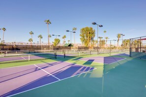 Apartment (2 Bedrooms) | Interior - Spacious Condo w/ Mtn Views in Palm Desert! (Palm Desert)