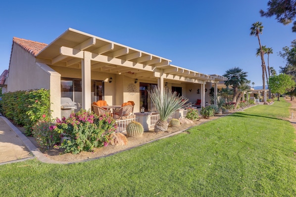 Apartment (2 Bedrooms) | Front of property