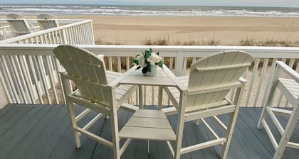 OceanFront Beach Paradise on charming Ocean Isle Beach