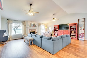 House (4 Bedrooms) | Interior