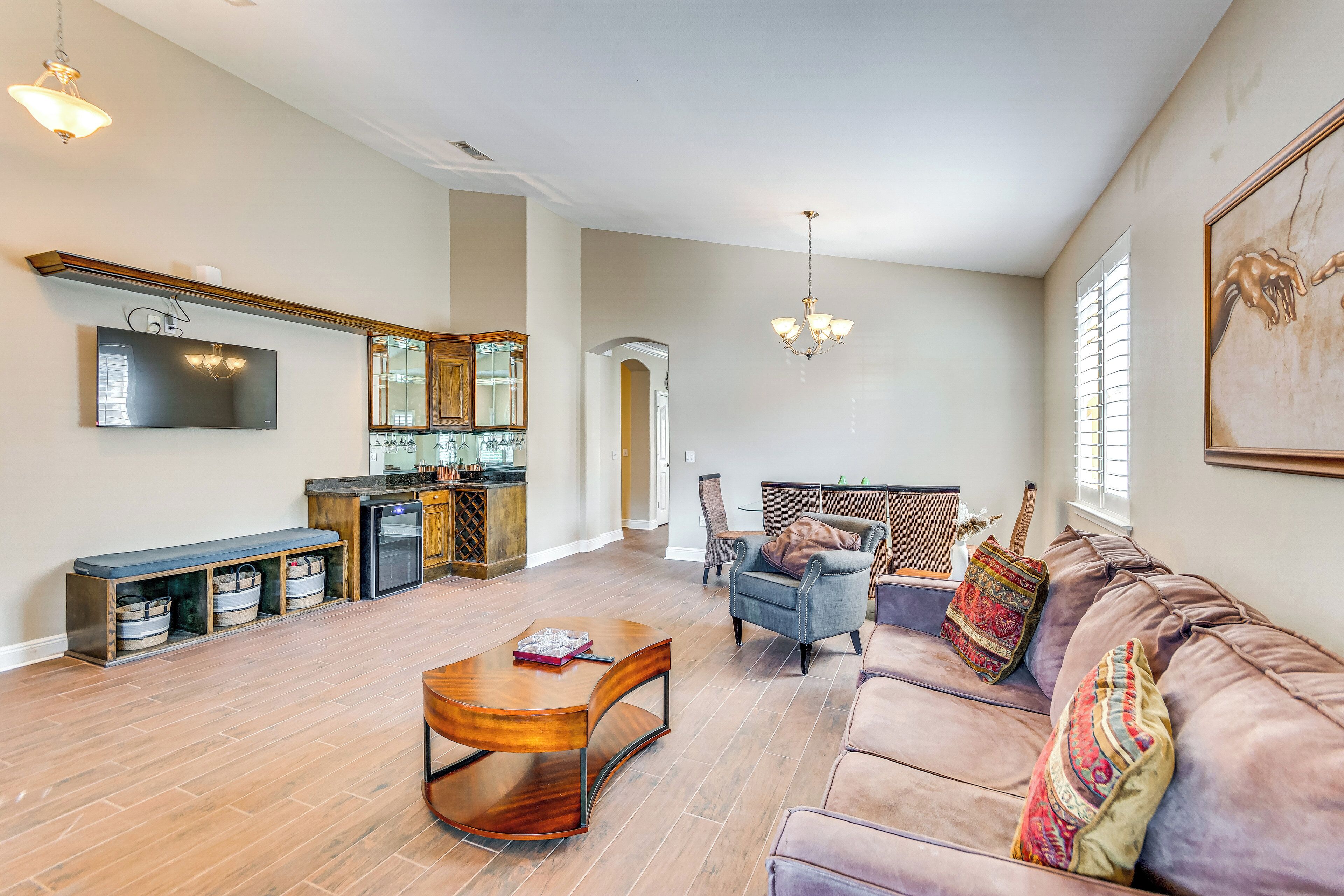 House (3 Bedrooms) | Interior